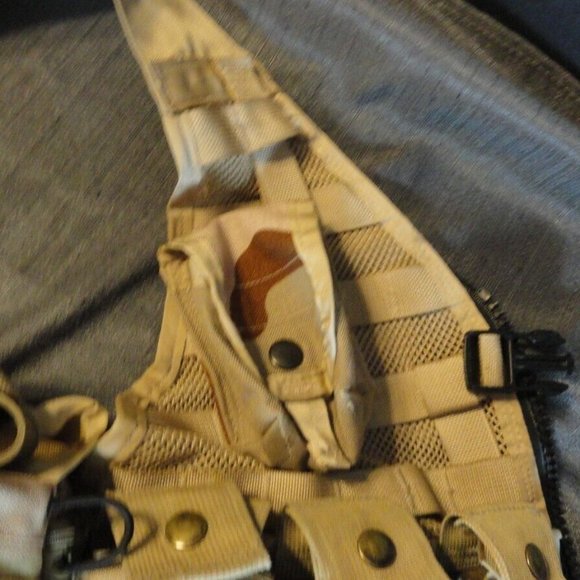 DCU DESERT CAMOUFLAGE FLC LBE LBV LOAD BEARING VEST COMBAT TACTICAL POUCHES 1903 - Picture 10 of 15